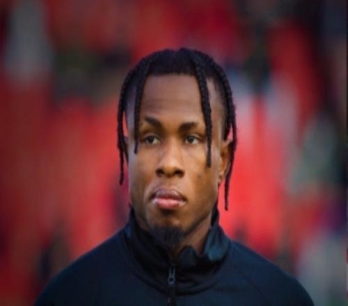 R.I.P.丘库埃泽的母亲去世，富勒姆和尼日利亚国家队发文悼念