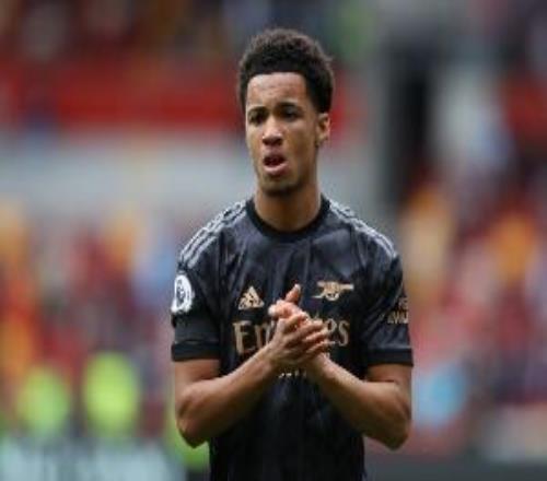 太阳报：六家英超队及德、意球队想签恩瓦内里，但他最终去马赛