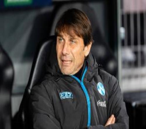 从欧冠出局！TA谈那不勒斯：高层对孔蒂的耐心正在消耗殆尽