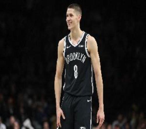 杰明成NBA历史首个单场至少25分10板&5+三分的青少年球员