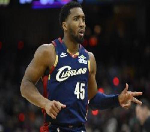 追梦：与其说克利夫兰是米切尔的城市不如说是欧文&TT等人的城市