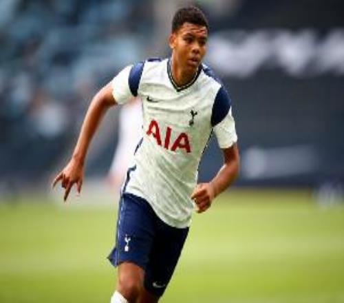 官方：托特纳姆热刺将斯卡利特外租到苏超希伯尼安，至本赛季结束