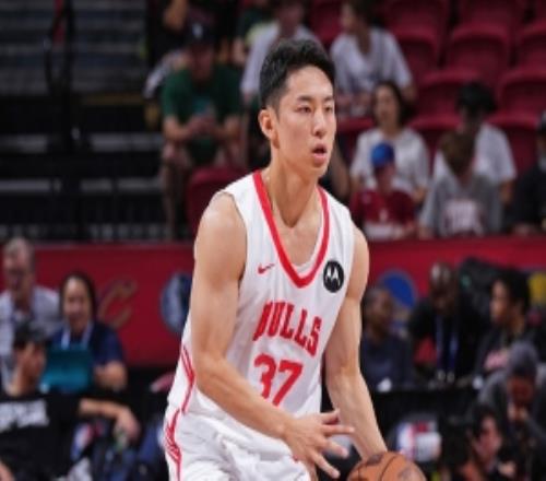 时刻准备好！河村勇辉公牛首秀得6分3板2助2断末节助队稳局面