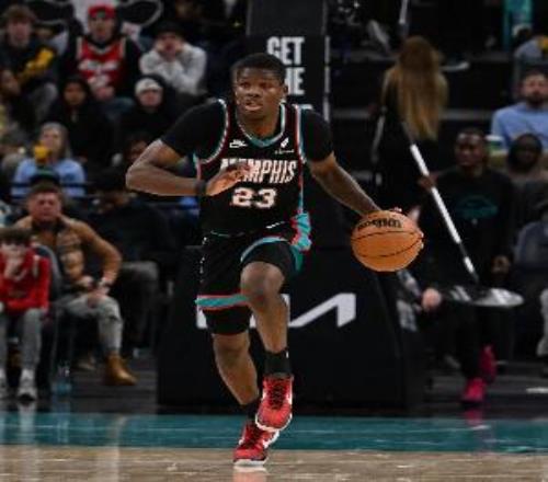 全能但不准！11号秀科沃德9中3得8分6板3助1断2帽三分4中0