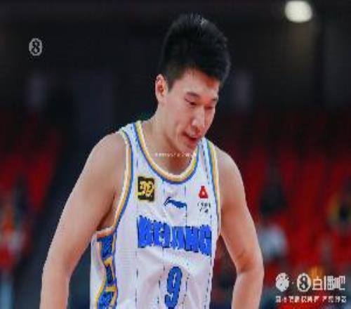 雷蒙：上一场缺阵是因为膝盖劳损伤现在还疼但今晚会上场