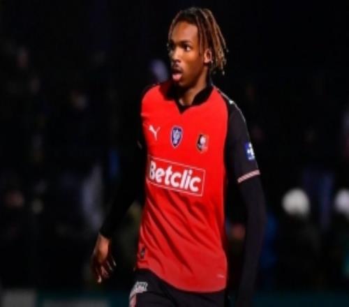 德天空：拜仁曾有意雅凯，但自家多人合同没处理好