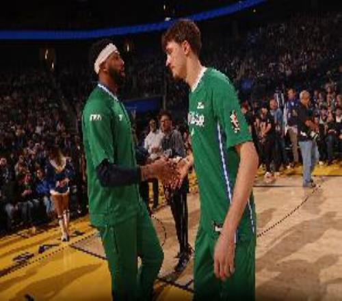 诺维茨基：我们用浓眉没换回太多筹码他+弗拉格的上限永远未知了