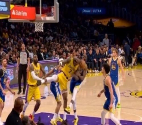 湖媒：联盟真得好好看看追梦对范德彪这次明目张胆的爆头犯规