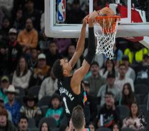 恐怖如斯！文班亚马仅用26分6秒就得到40分NBA近35年来用时最短