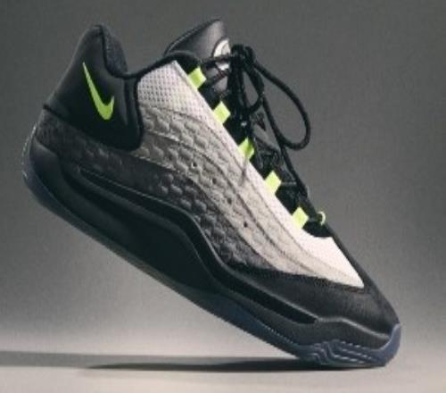 颜值不俗！Kith主理人晒出与杜兰特联名的KithxKD18！