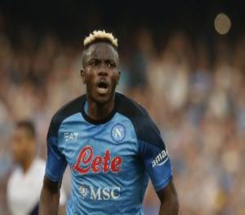 奥斯梅恩炮轰那不勒斯:未遵守君子协议,对待我像对待狗一样!