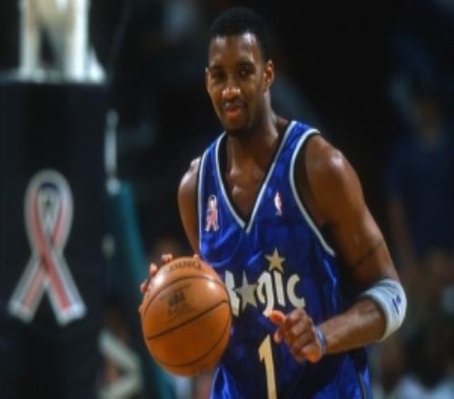 23年前的今天：麦迪三节打卡轰下52分率队击退公牛