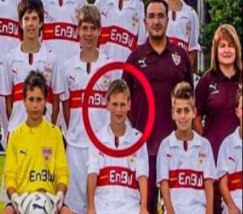 20岁850万欧！基米希2015年加盟拜仁效力已超10年，他是斯图青训