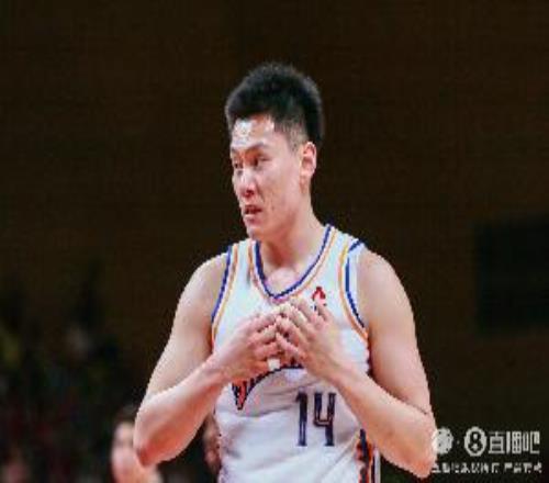 媒体人：李弘权今天太棒了有些人他就是时刻准备着！