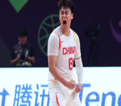 状态急需调整！赵睿上半场3中0得到2分3助攻2失误