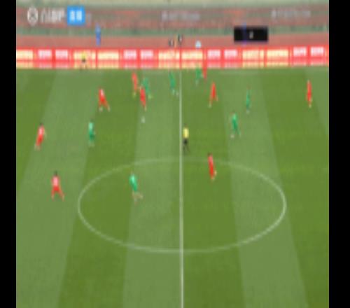 差点开场破门！开场20秒杨立瑜下底传中，张玉宁头球被颜骏凌扑出