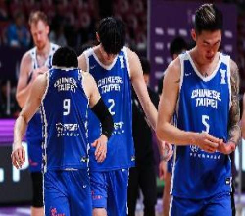 陈盈骏：这场蛮可惜会继续努力关键时刻要把握机会比的就是这个