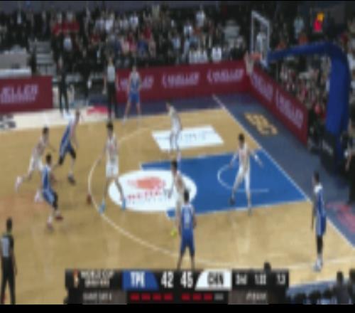 想当英雄卢峻翔14中5拿15分8板最后连续误攻&关键一攻没打进