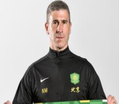 首秀开门红！44岁蒙哥马利夺得国安生涯首冠，执教生涯第二冠