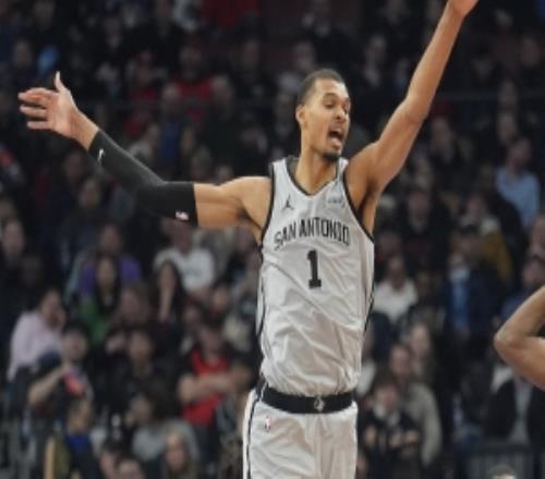 文班：我身上无任何酸痛&这说明我很健康两天休息后我将恢复如初