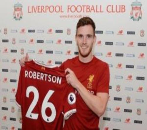 900万欧用9年！2017年罗伯逊加盟利物浦，当时其身价仅为700万
