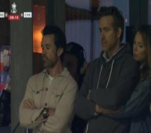 国际巨星！雷克瑟姆老板“死侍”瑞安雷诺兹，现场观战vs切尔西