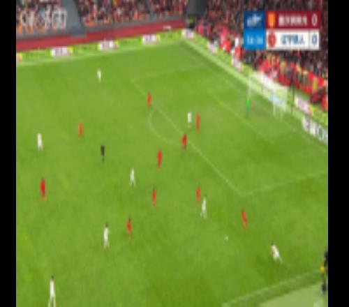 重庆铜梁龙队史中超首球！马宁直红罚下瓦吉奇，肯帕努任意球破门