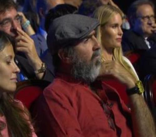 太阳报：坎通纳发布首张录音室专辑，歌词晦涩令听众摸不着头脑