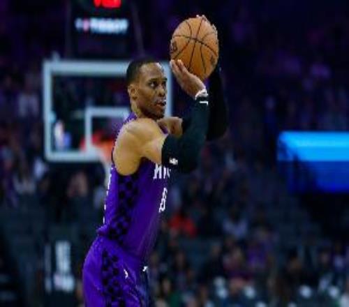 威少生涯第18赛季取6次三双超越同期詹姆斯&上升至历史第一多