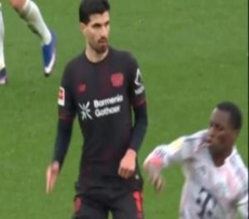 球员曾跟腱撕裂！药厂主帅谈杰克逊蹬踏：那是泰里耶去年受伤部位