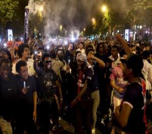 队报：巴黎推客战切尔西高价套餐最贵2900欧，引球迷强烈不满