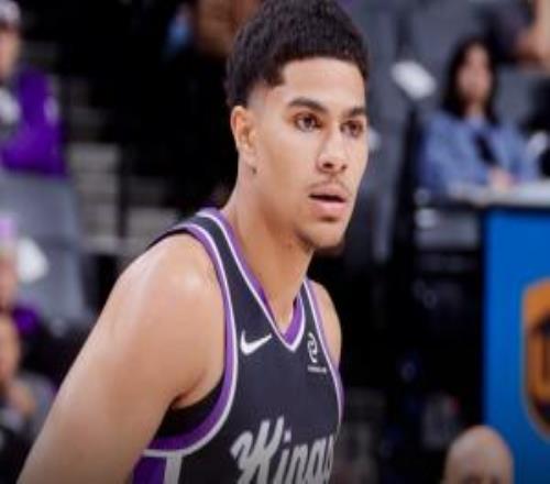 20年7号秀！Shams：国王与基利安海斯签下一份两年合同