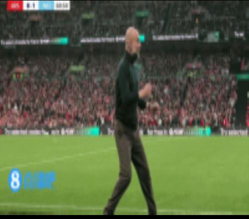 4����2�򣡹�˧ŭ�߹����+תȦȦ��ף����ͷ�ָ���ǹ��һ������