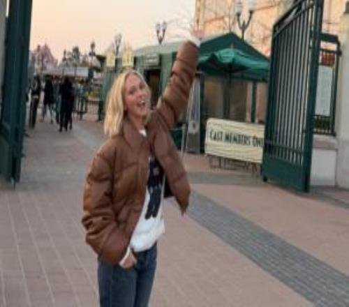 Լ���ˣ��µ���˰���ǰ������Լ����Ů����2�˽��յ�ʿ��Լ��