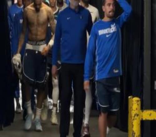 ��Ե������+�ۼ��µ����ˣ������ڽ��������鴹ͷĬȻ�����˳�