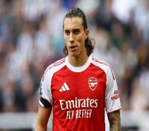 �����ư�������±��Ƕ�ʱ����Ӣ�����������ѵ���ͽ���ǿ��