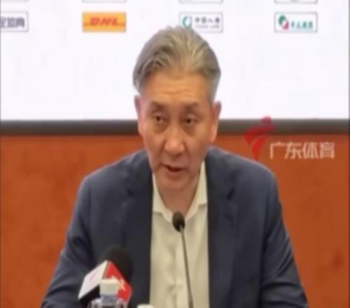 郑永刚：球队的几个核心状态不错新援阿立兹在逐渐融入&很有活力