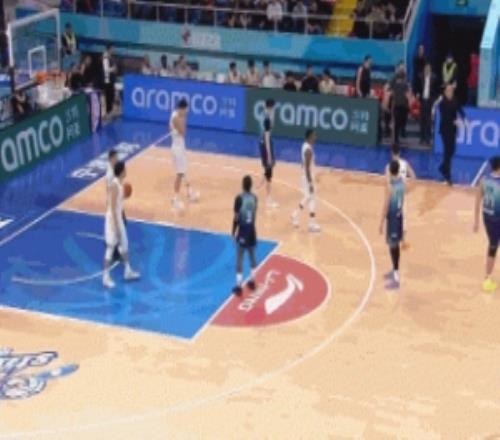 �����з���������˧����ͻȻ��ŭ������T������