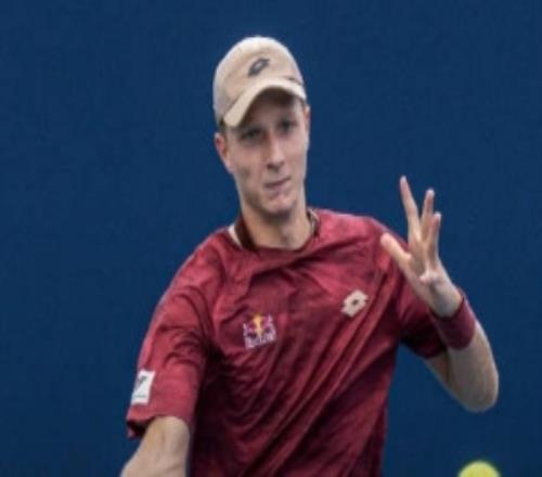 �������ʸ���ѡ������³˹21��ת�ƴ������������ܾ޽���8ǿ