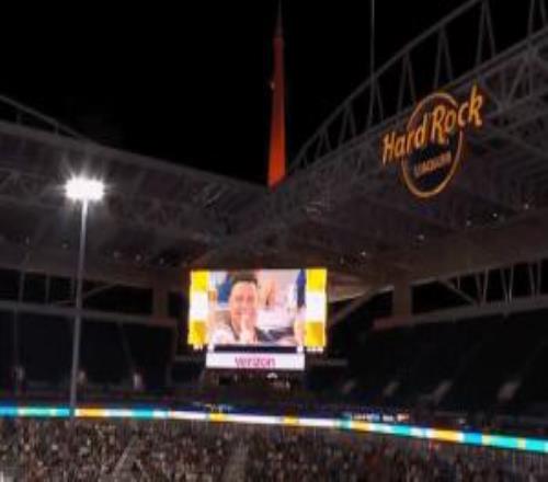 ����˭���ˣ������ֳ���ս�����׿�vs���ͽ������ǳ�����