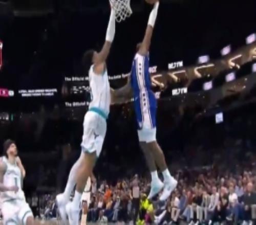 �ݿ����࣡����������һ�����ڷɻ�����ѹ������˹��������