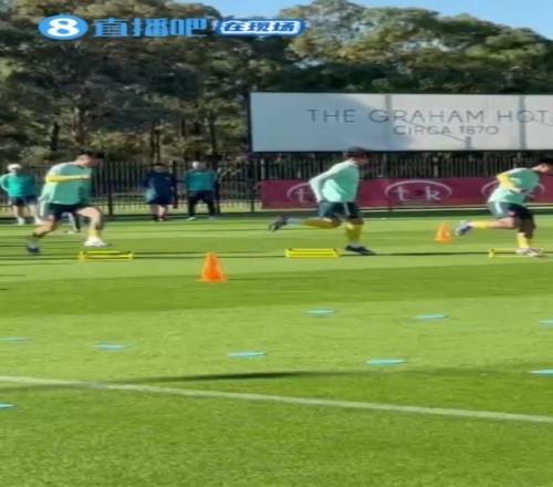 ��ֱ�������ֳ�����������ս��������ɶԿ���¡�����һ��