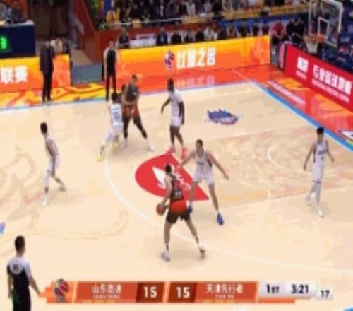 ɽ����һ��������������Լ��ѷ�������״��ڷɿս�ը��