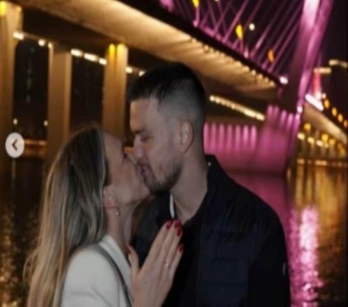 ��ϲ���������߼�����ýɹ������Ů������ֳ�