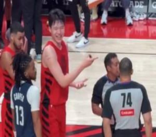 ���ɭ�����п������������ζ���˹ҡͷ̯��&ȫ�̼��Ц��