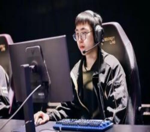 �治����ý����Ruler������˰��ѡ��������δ����ְҵ��ʶ̫������