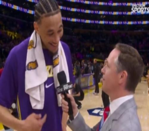 本赛季有人比肯纳德三分投射还强海斯：那是我呀我命中率100%