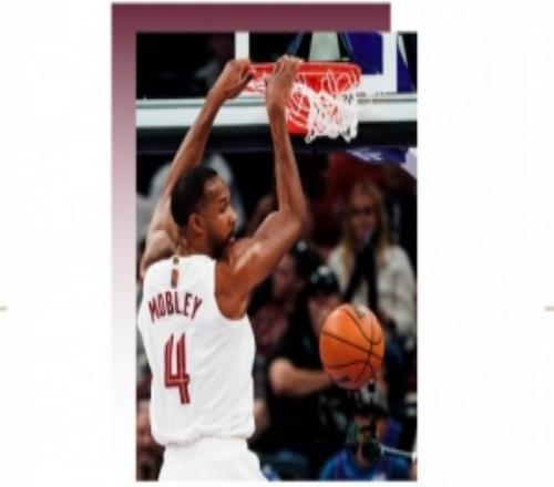 34+17统治篮下！骑士官方发布莫布里数据海报：得分赛季新高