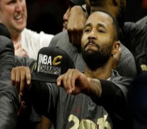 大学名记：肯塔基大学考虑聘请前NBA球员莫威廉姆斯担任助教