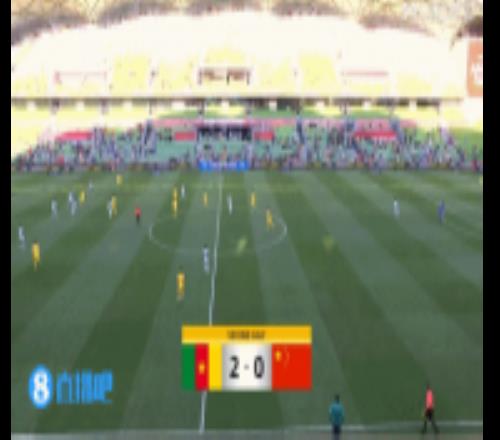 立竿见影！国足开球便制造威胁，林良铭得球后绝佳机会打门偏出